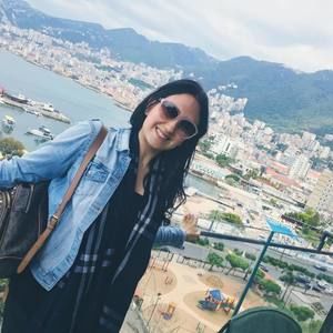 Meet your Posher, Sabine